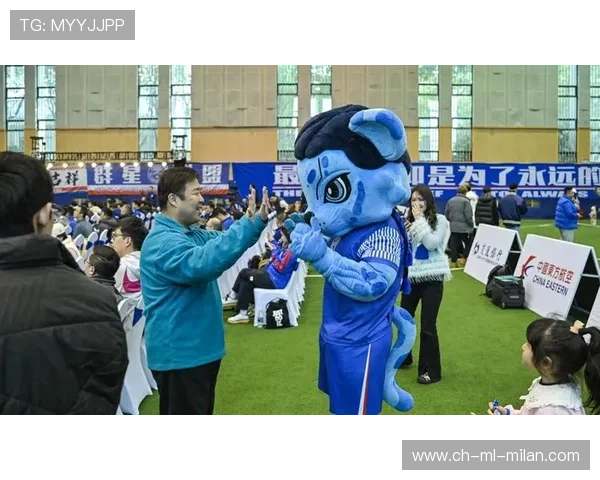 上海申花新援正式亮相 球迷期待其迅速融入球队核心角色 上海申花新援正式亮相 球迷期待其迅速融入球队核心角色