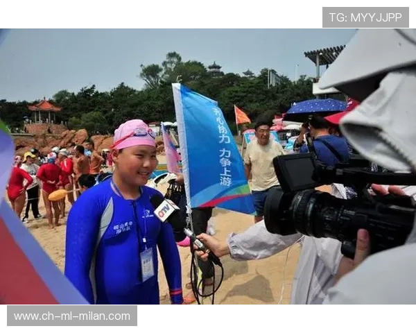 游泳选手用技术克服风浪般的阻力