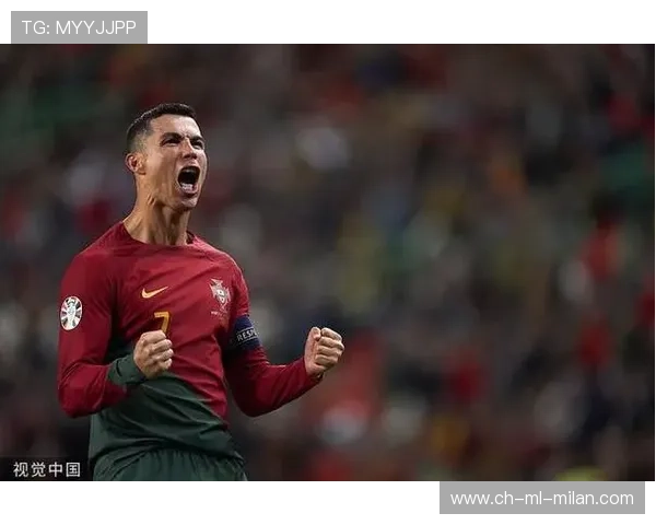 C罗以私厨身份为球员做饭，团队气氛更融洽