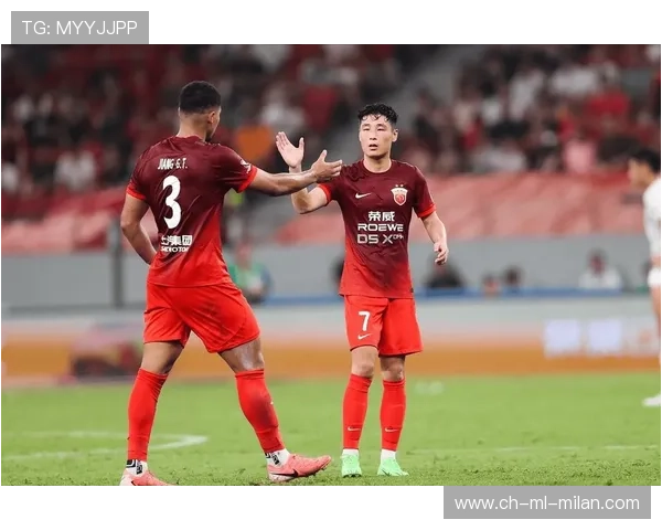 上海海港反压迫时机拿捏精准，瞬间打出流畅推进