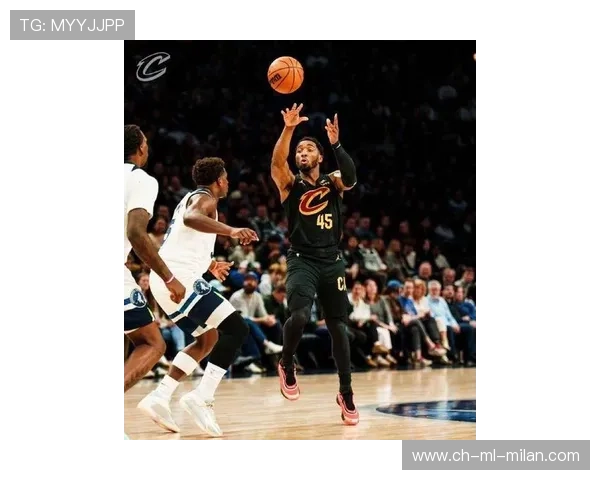 米切尔连续上篮命中，骑士在最后阶段占上风